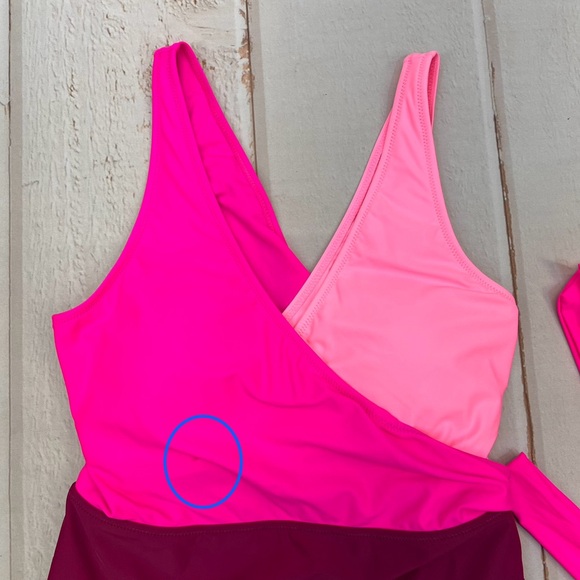 NWT Women's One Piece Swimsuit Wrap Color Block Tie Side Bathing Suit SIZE LARGE - Picture 8 of 17